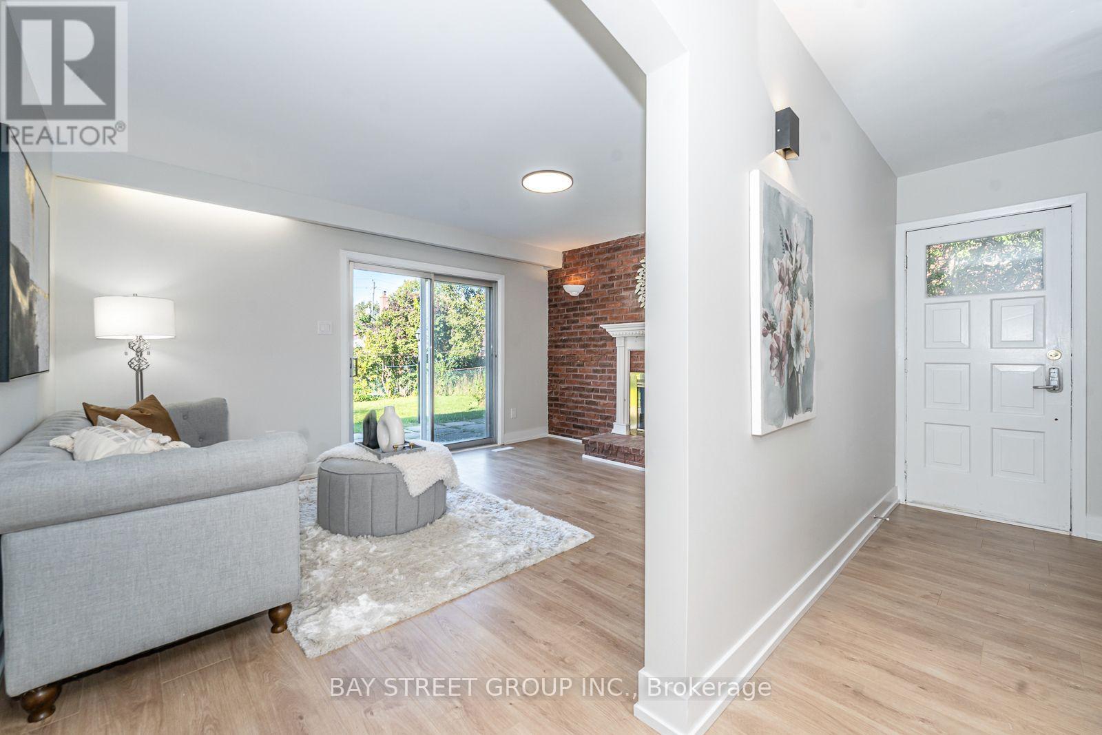 42 FAYE DRIVE - 19