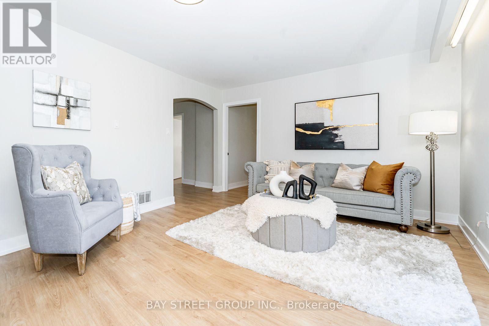 42 Faye Drive, Toronto, ON photo 21