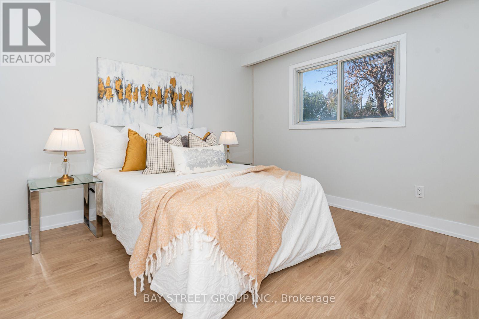 42 Faye Drive, Toronto, ON photo 22