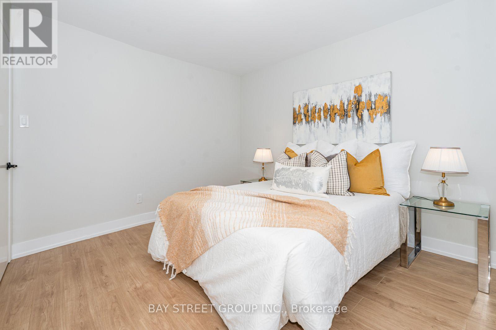 42 Faye Drive, Toronto, ON photo 23