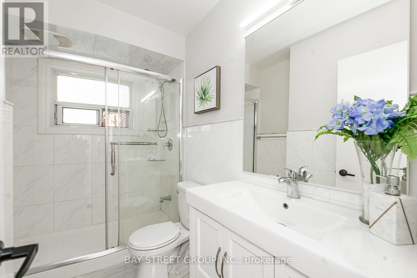 42 FAYE DRIVE - 25