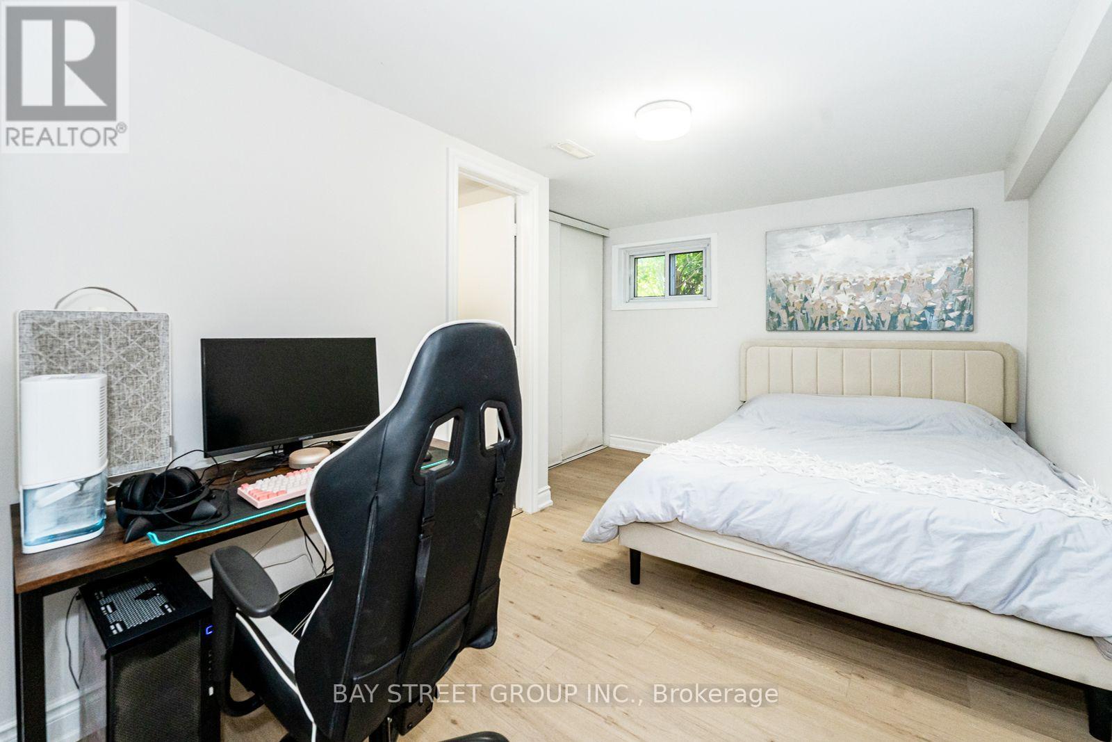 42 Faye Drive, Toronto, ON photo 27
