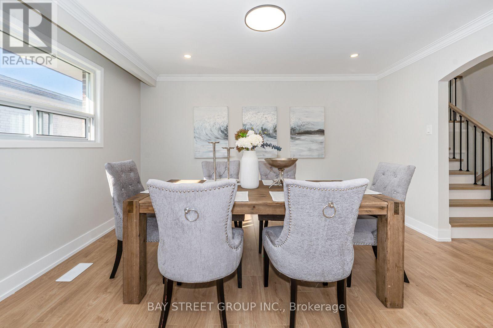 42 Faye Drive, Toronto, ON photo 6