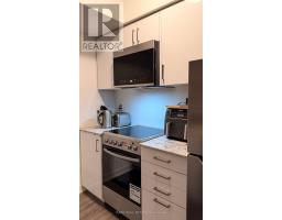 4 - 10 Marquette Avenue, Toronto, ON M6A0E1 Photo 6