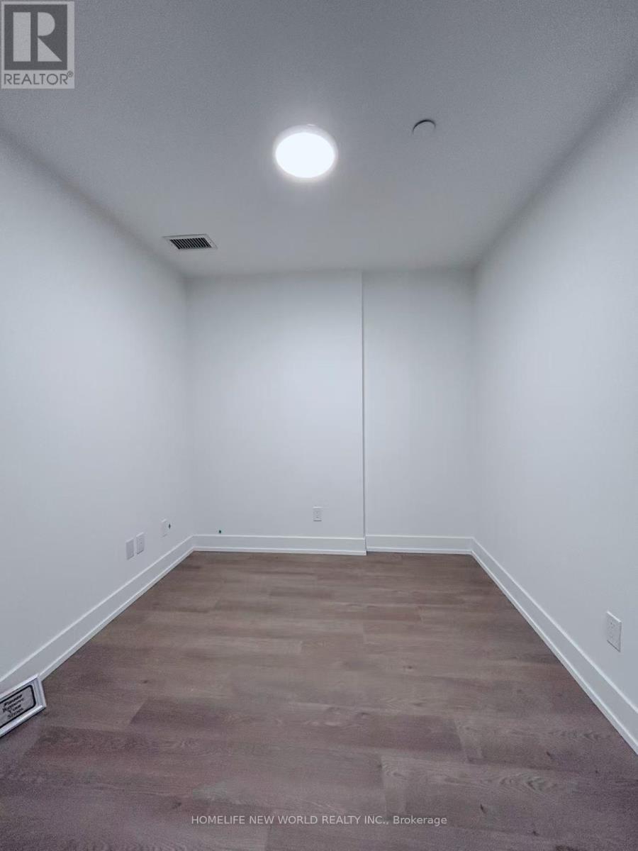 308 Jarvis Street — photo 2