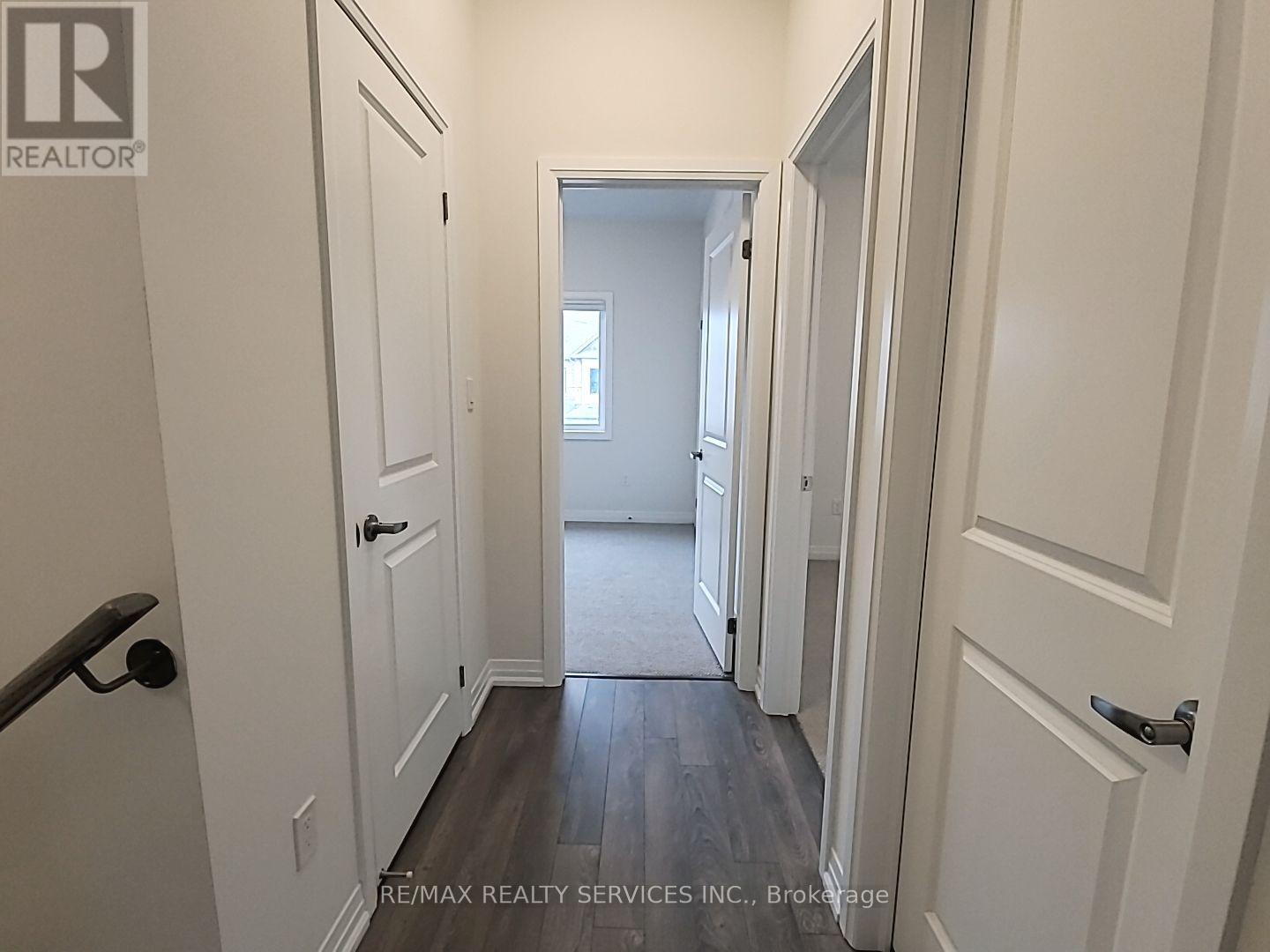 225 Coronation Road, Whitby, ON photo 15