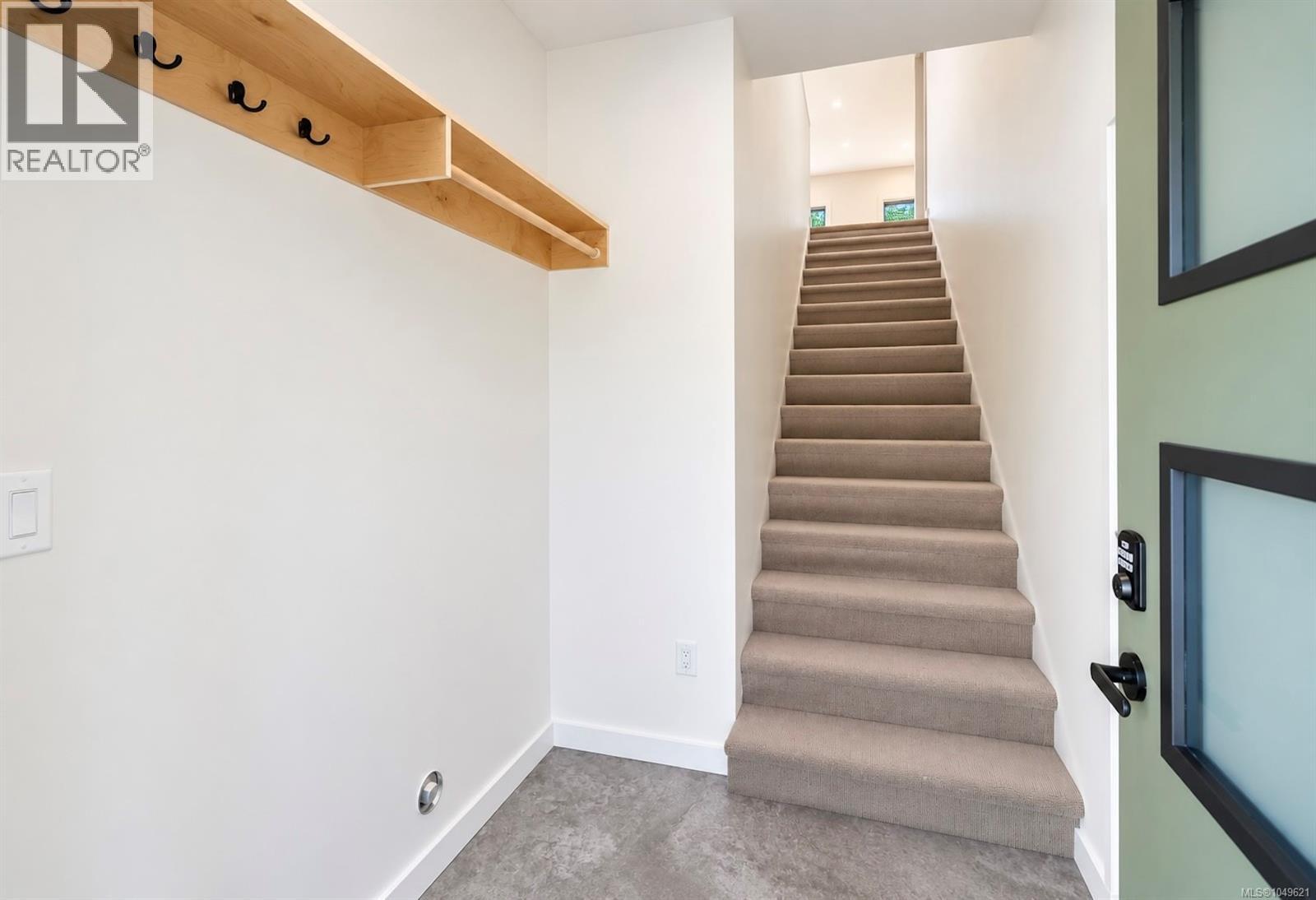 535 Gibson St - 2