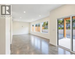 535 Gibson St, Tofino, BC V0R2Z0 Photo 28