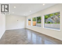 535 Gibson St, Tofino, BC V0R2Z0 Photo 25