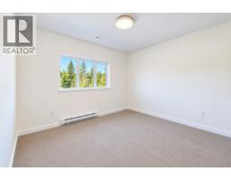 535 Gibson St, Tofino, BC V0R2Z0 Photo 18