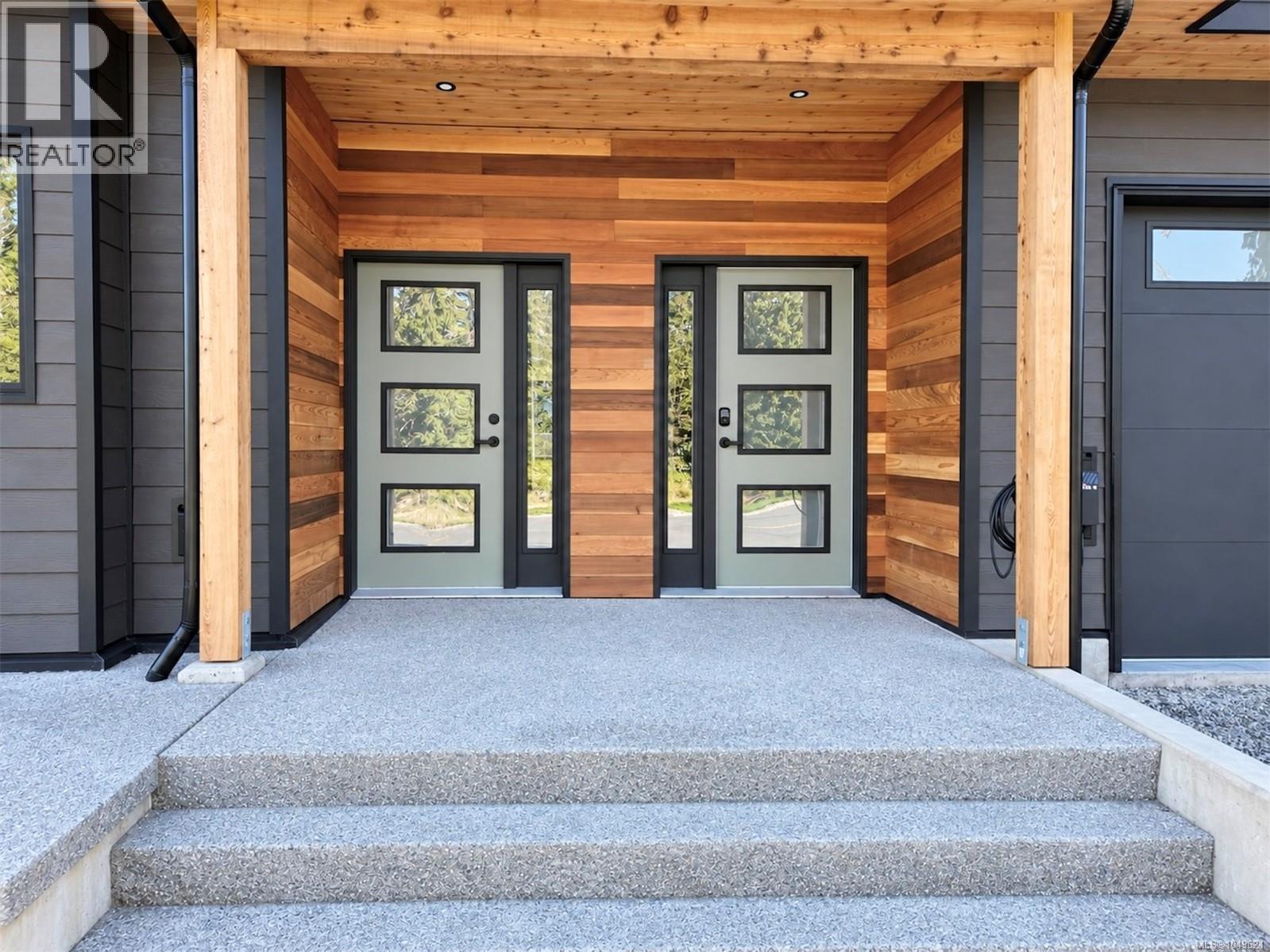 535 Gibson St - 23