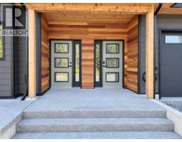 535 Gibson St, Tofino, BC V0R2Z0 Photo 23