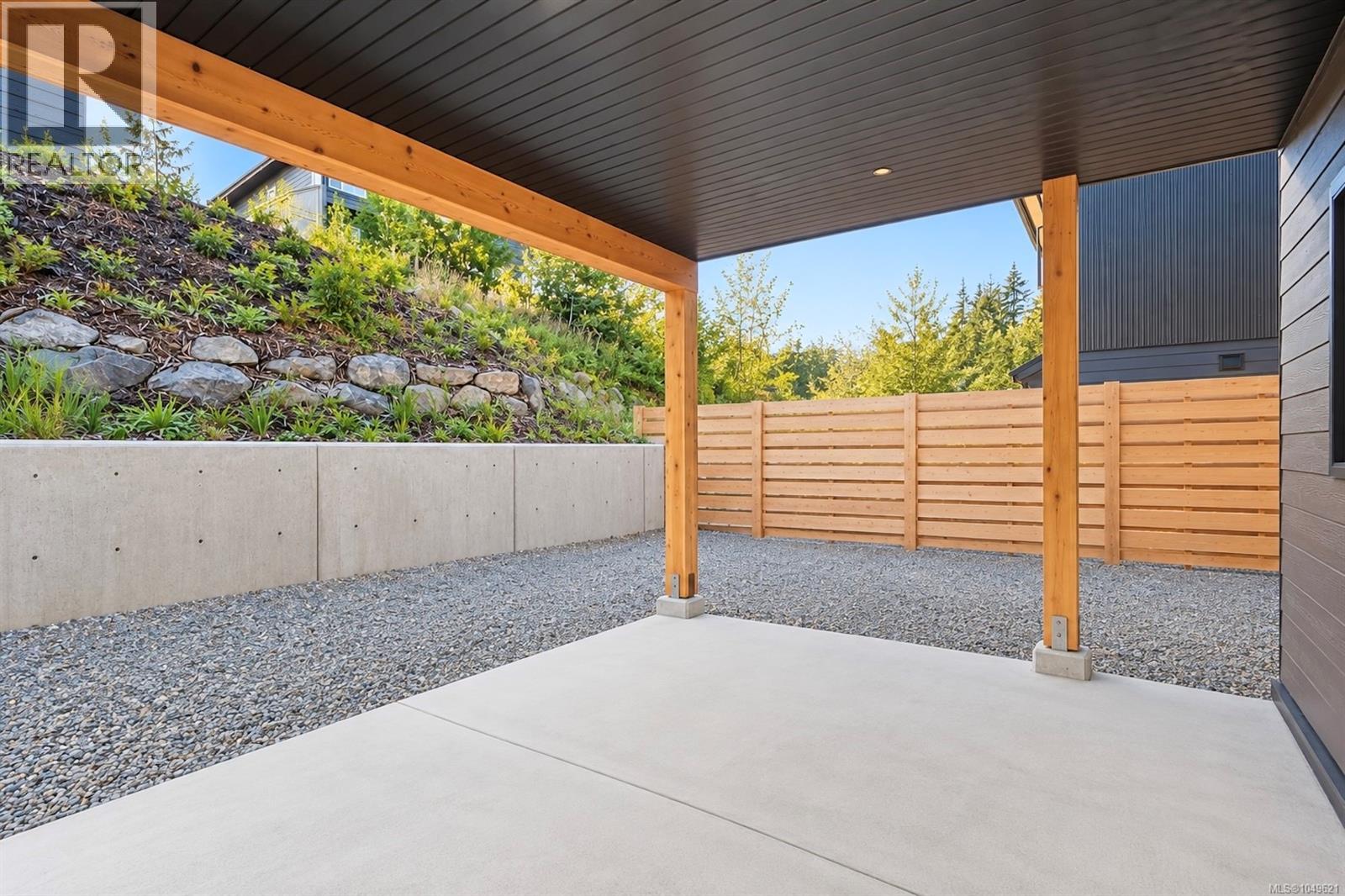 535 Gibson St - 29