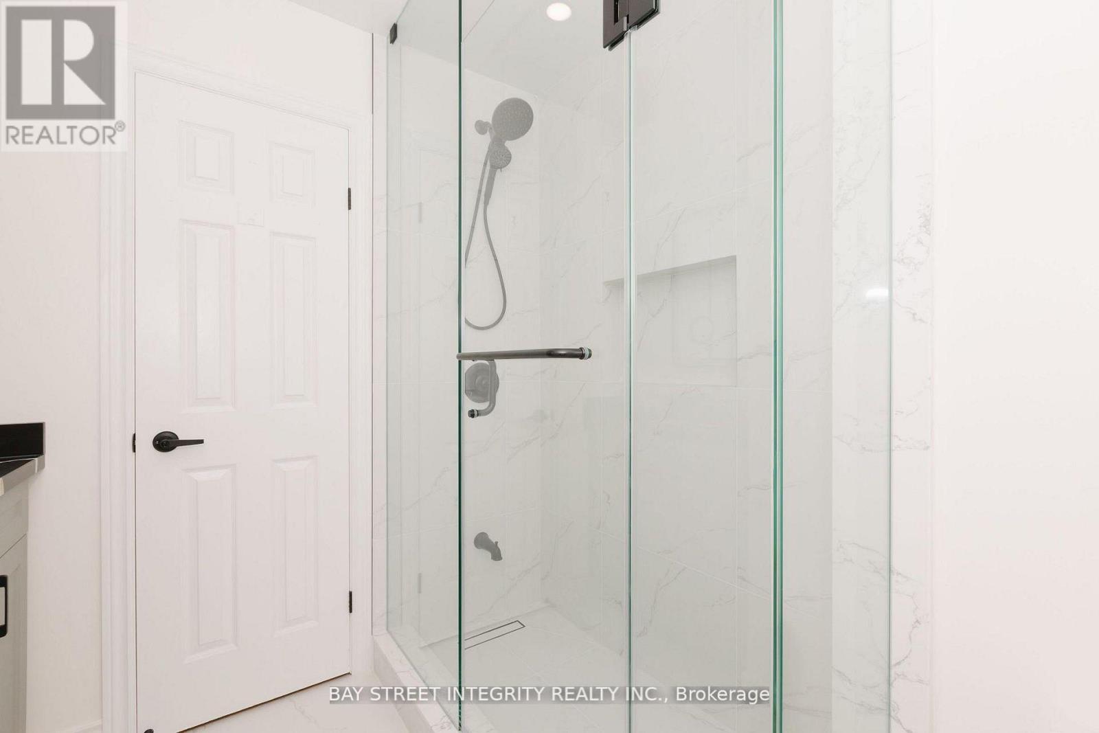 12 Charnwood Place — photo 33