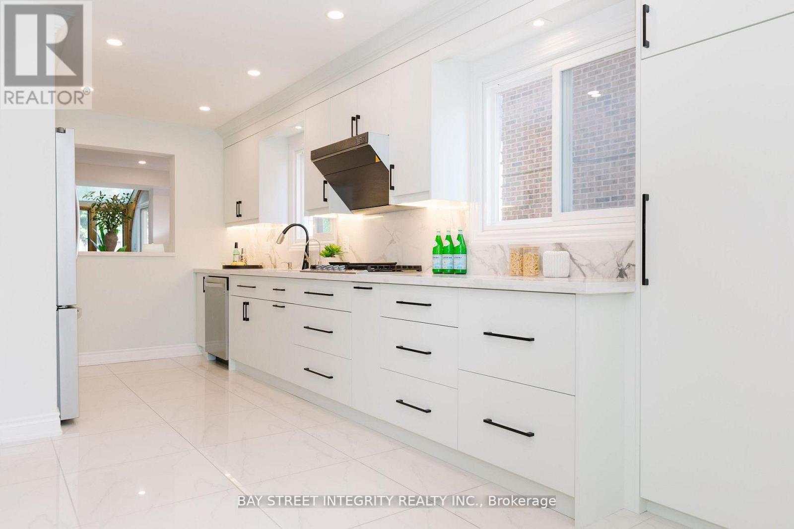 12 Charnwood Place — photo 7