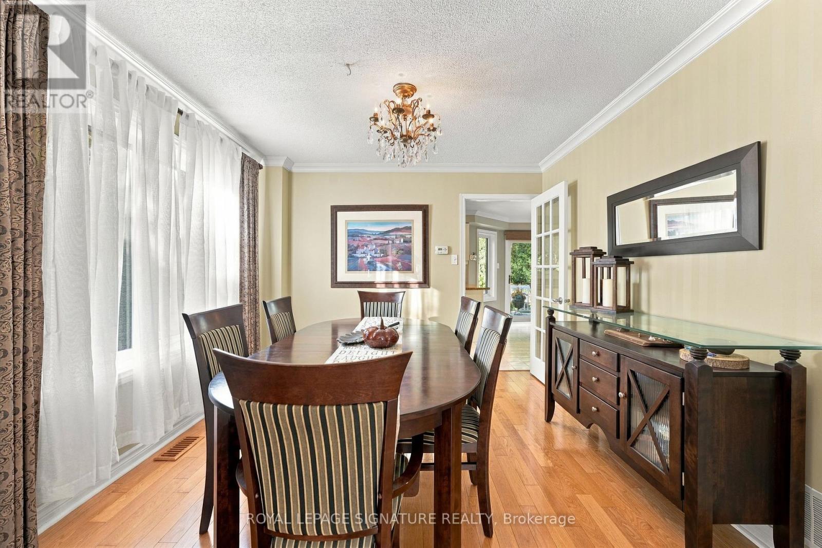 408 McCaffrey Road, Newmarket, ON photo 11