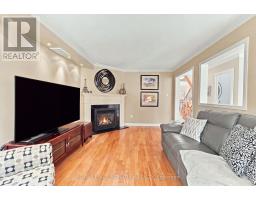 408 Mccaffrey Road, Newmarket, ON L3X1T5 Photo 18