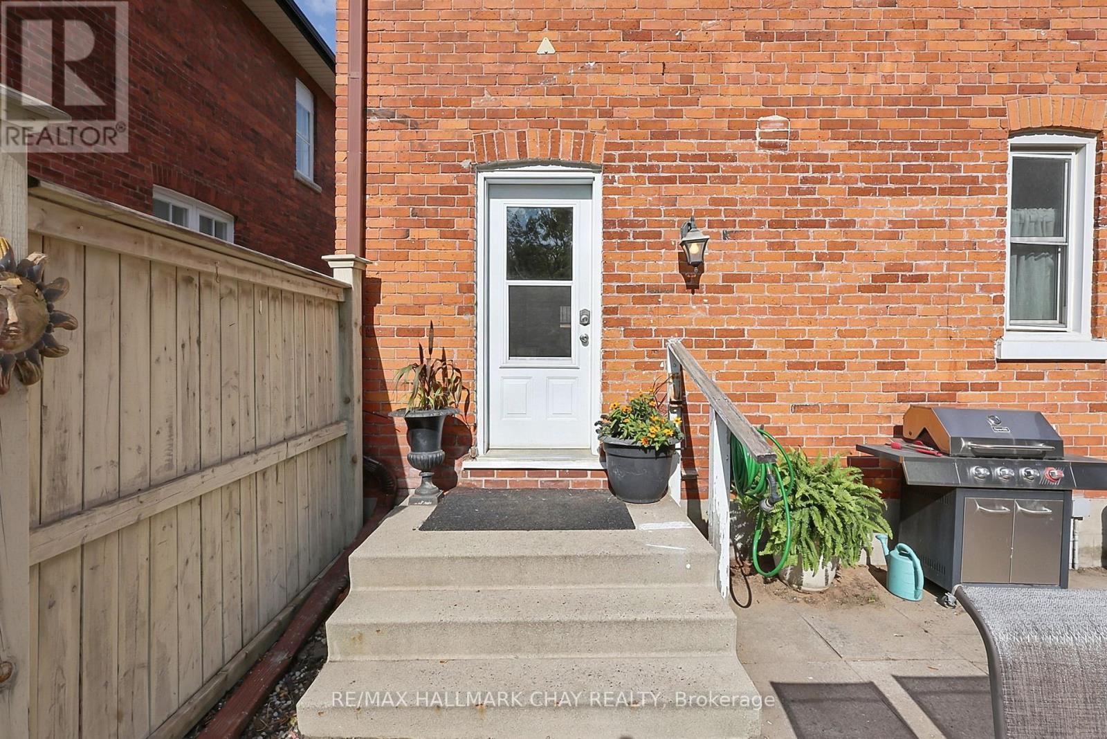43 Brock Street, Barrie, ON photo 27