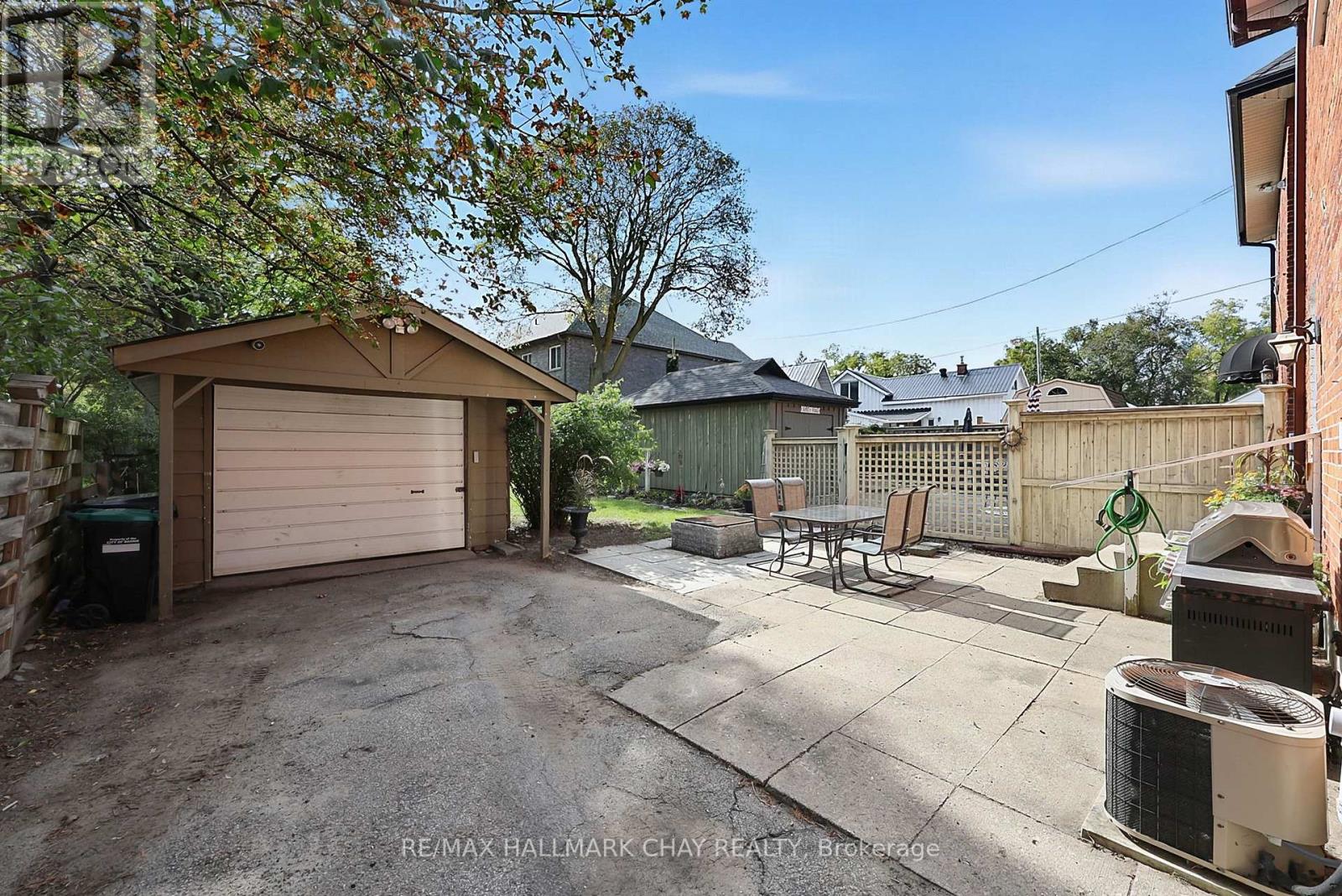 43 Brock Street, Barrie, ON photo 30
