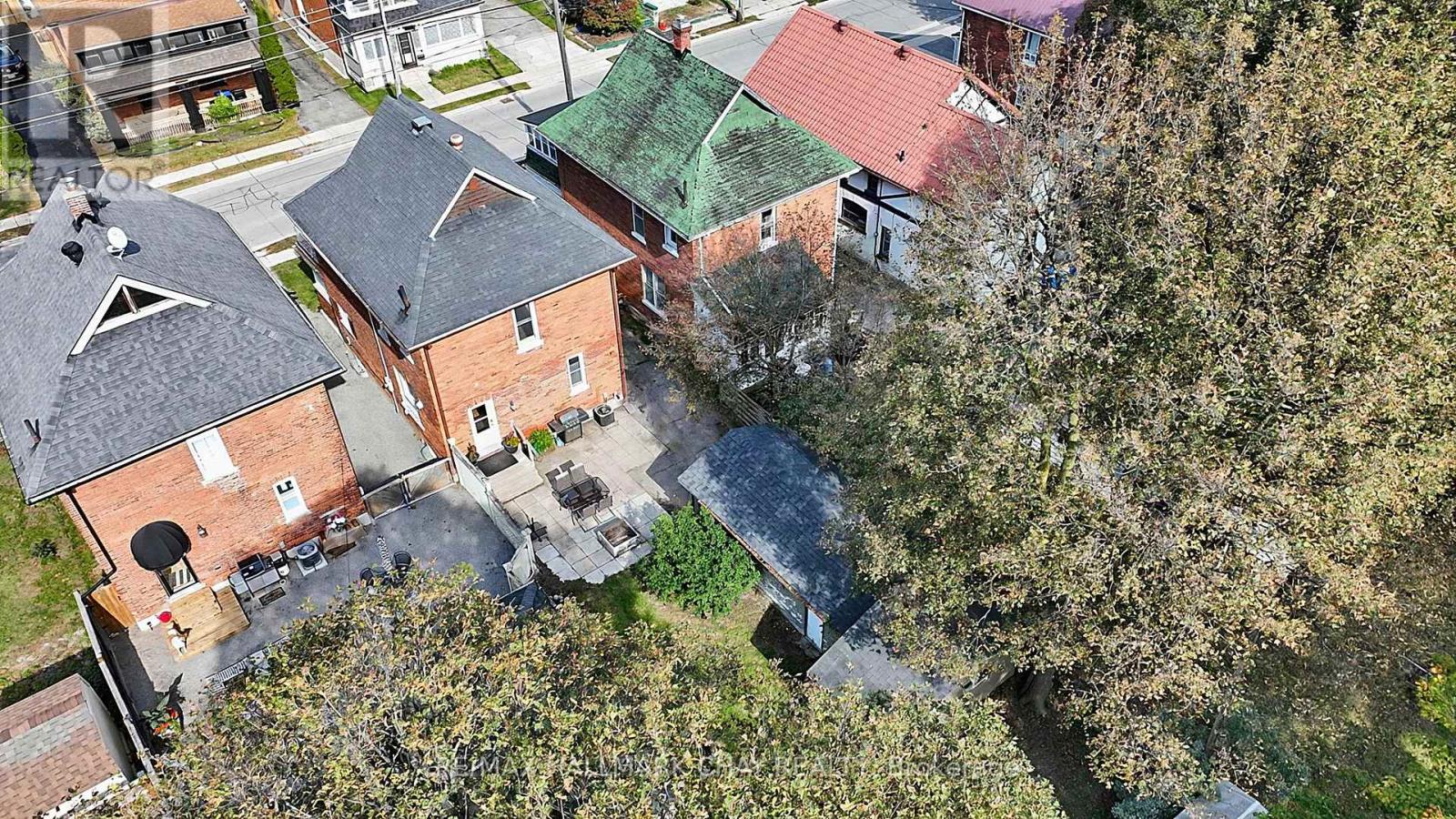 43 Brock Street, Barrie, ON photo 33