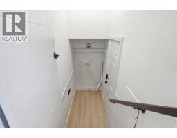 724 55 Street SE - photo 15