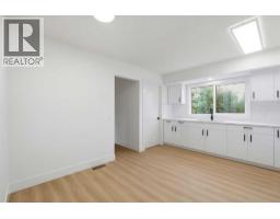 724 55 Street SE - photo 12
