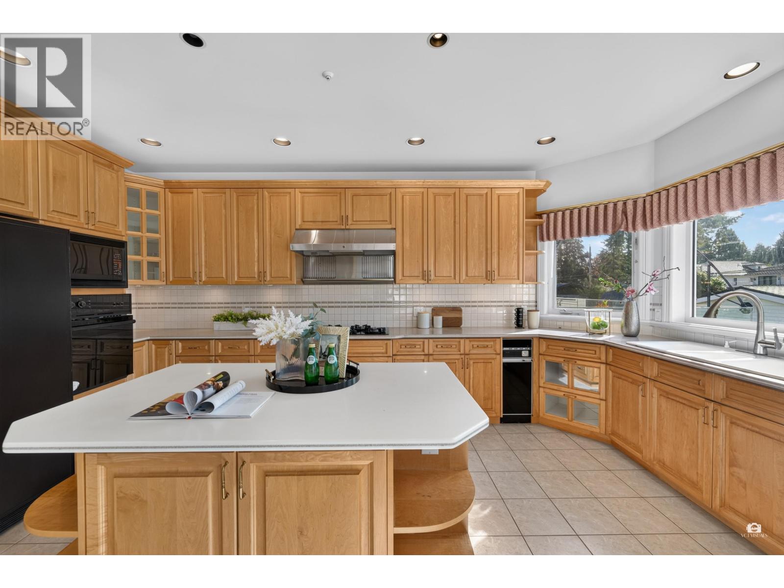 Photo of 3838 W 38TH AVENUE 16