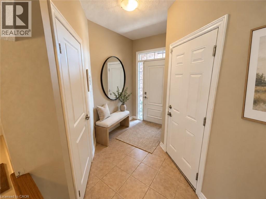 133 Oakhaven Place — photo 2