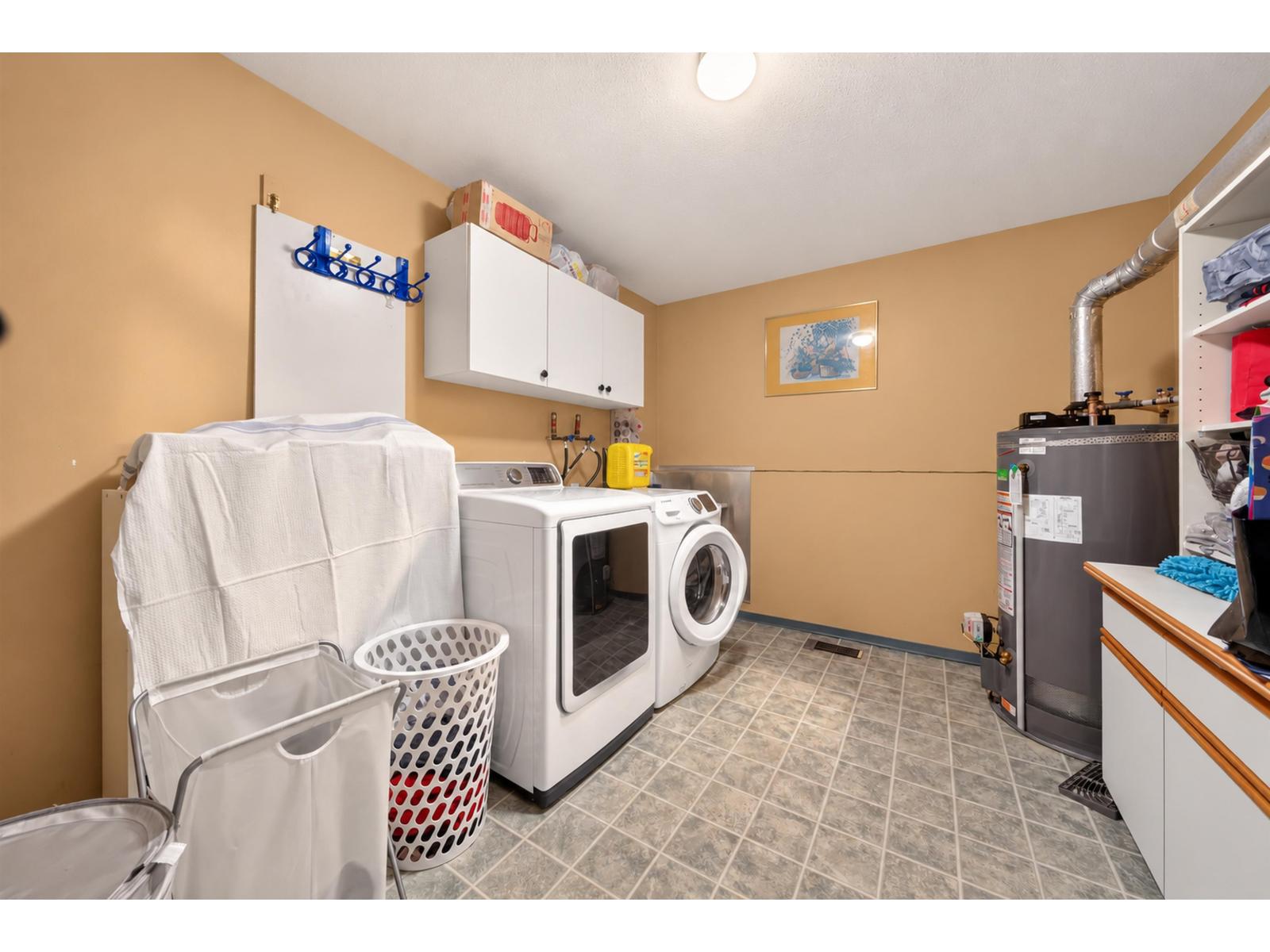 10462 WILTSHIRE BOULEVARD, Delta - Image 1