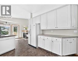 2917 Signal Hill Heights SW - photo 6
