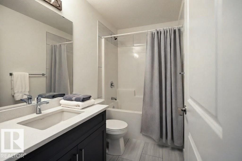 4072 KINSELLA WY SW - 18