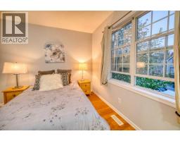 81 Prestwick Avenue SE - photo 20