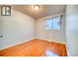 81 Prestwick Avenue SE - photo 25