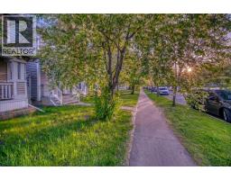 81 Prestwick Avenue SE - photo 34
