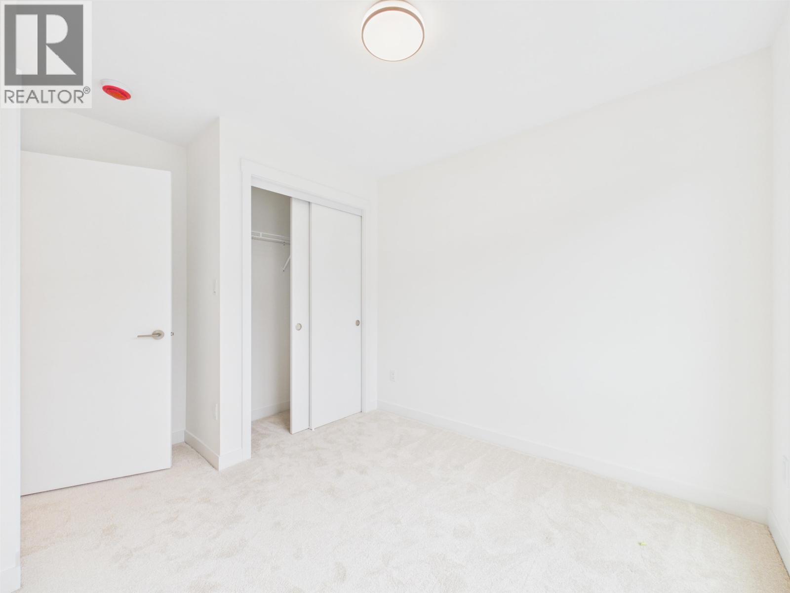 Photo of 30 4337 BOUNDARY ROAD 29