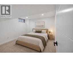 460 Queensland Place SE - photo 13