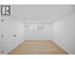 460 Queensland Place SE - photo 37