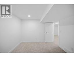 460 Queensland Place SE - photo 42