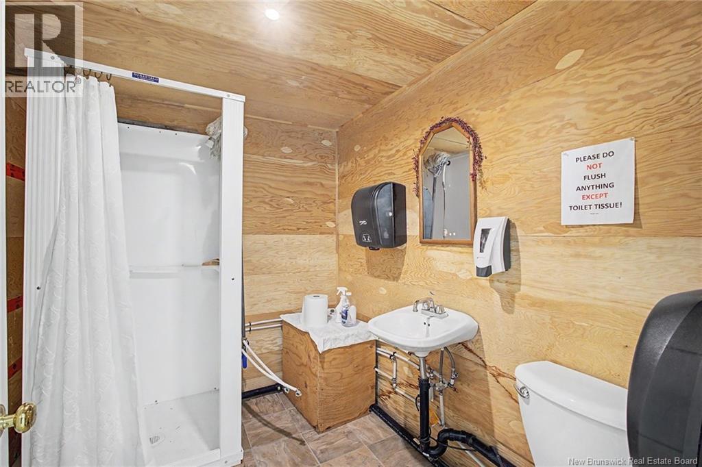 288 Sunpoke Road - 29