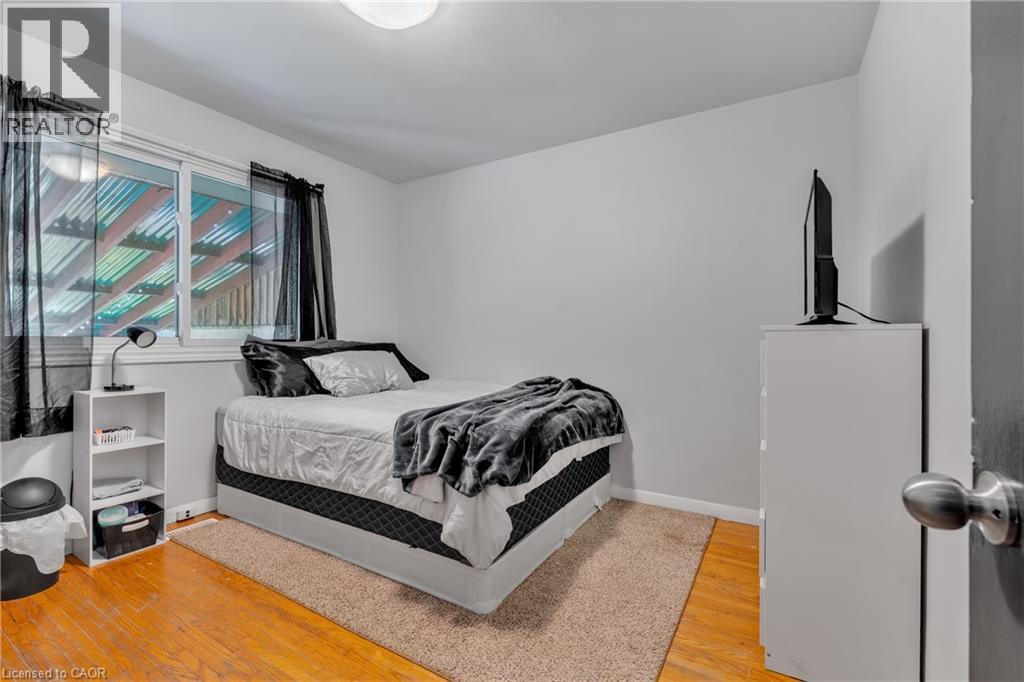 6861 Hagar Avenue — photo 18