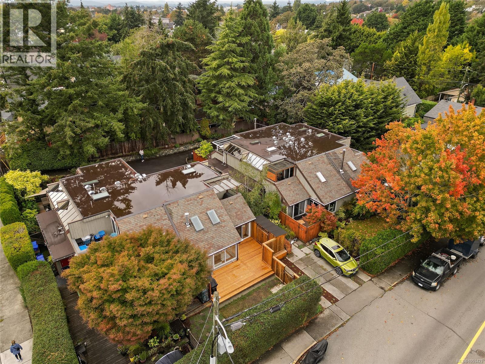 2310 Fernwood Rd - 50