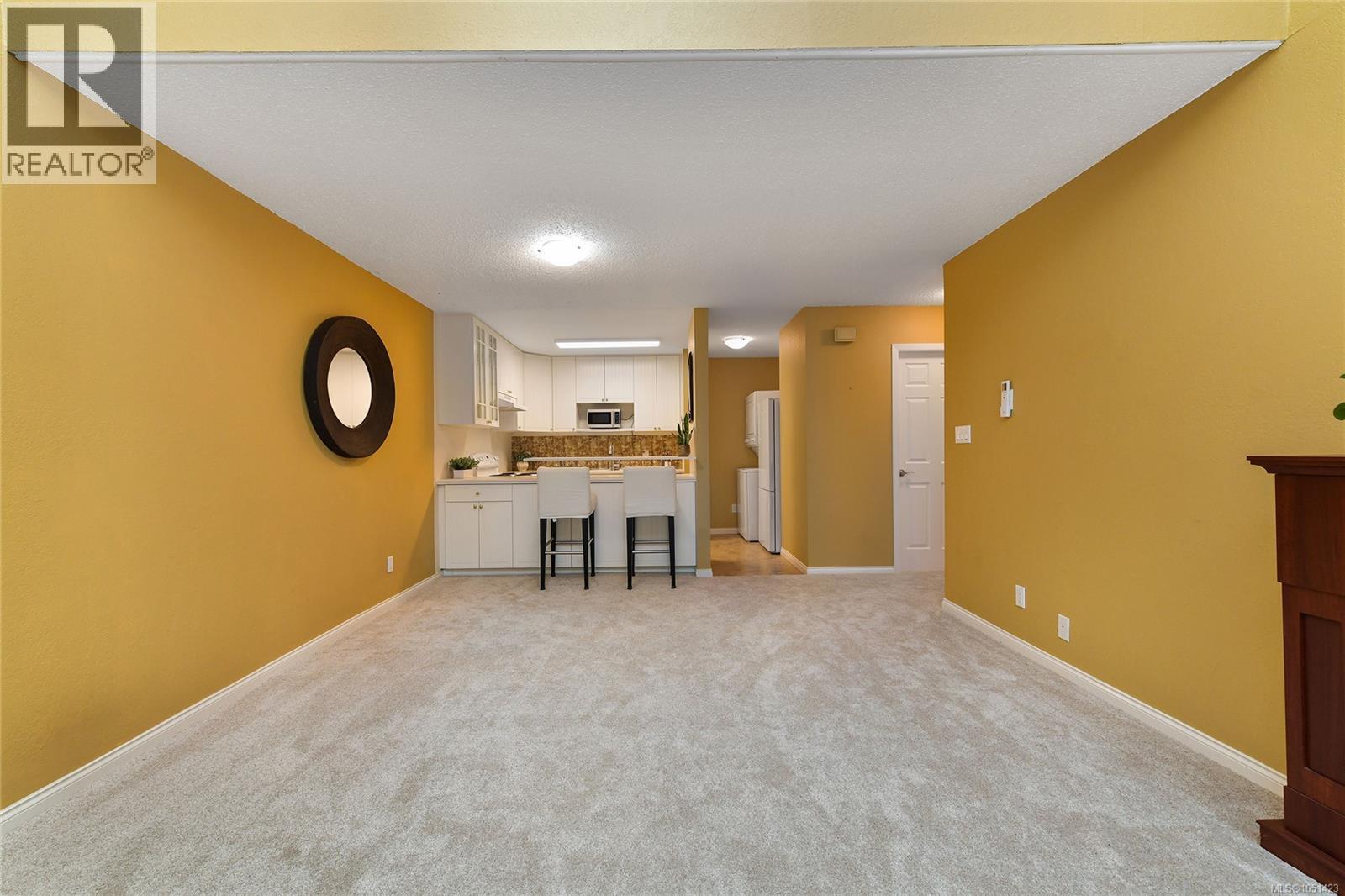 2310 Fernwood Rd, Victoria - Image 1