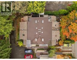 2310 Fernwood Rd, Victoria, BC V8T2Z5 Photo 44