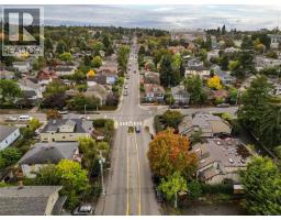2310 Fernwood Rd, Victoria, BC V8T2Z5 Photo 52