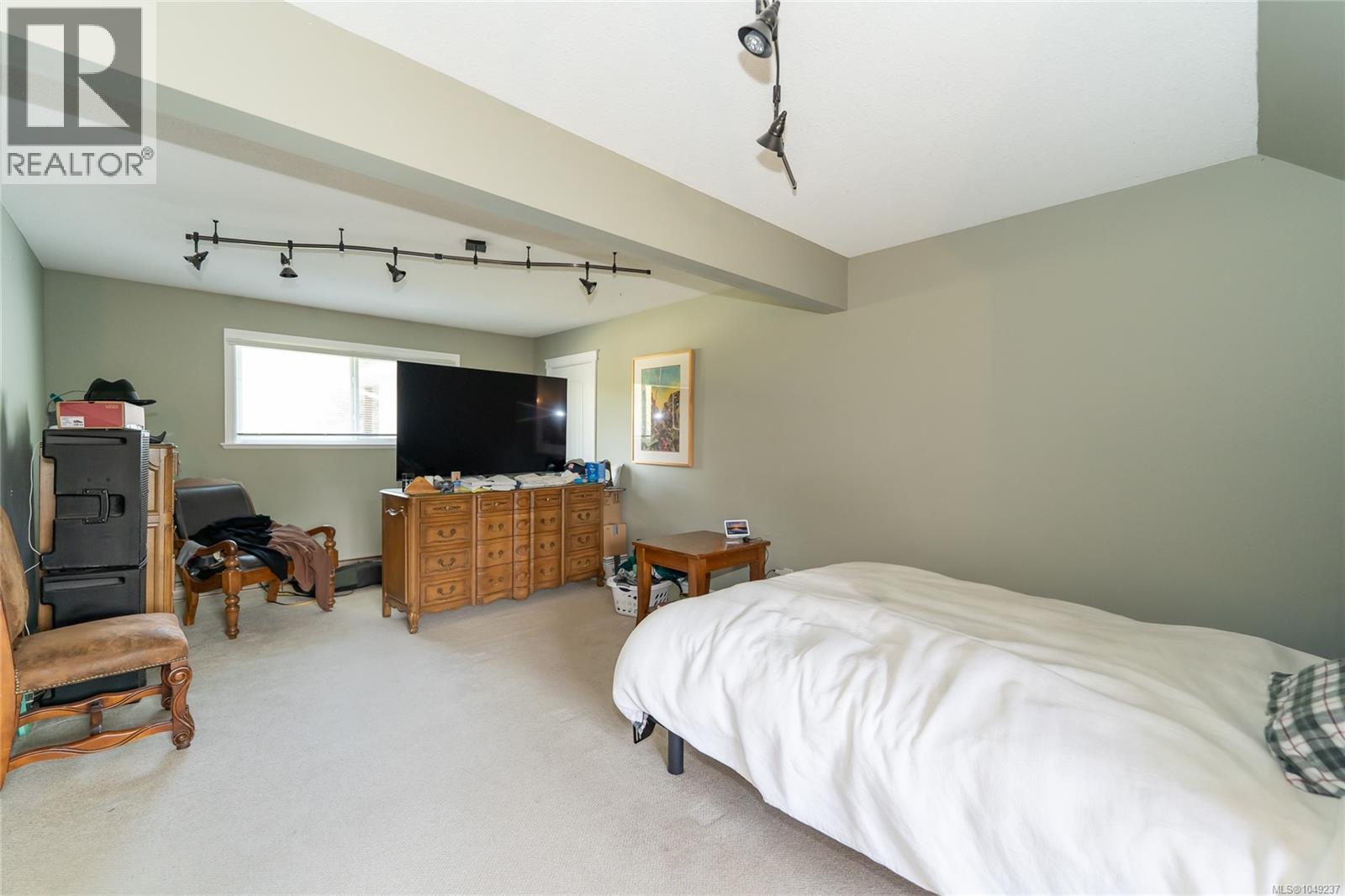 3341 Boyles Rd, Cobble Hill - Image 1