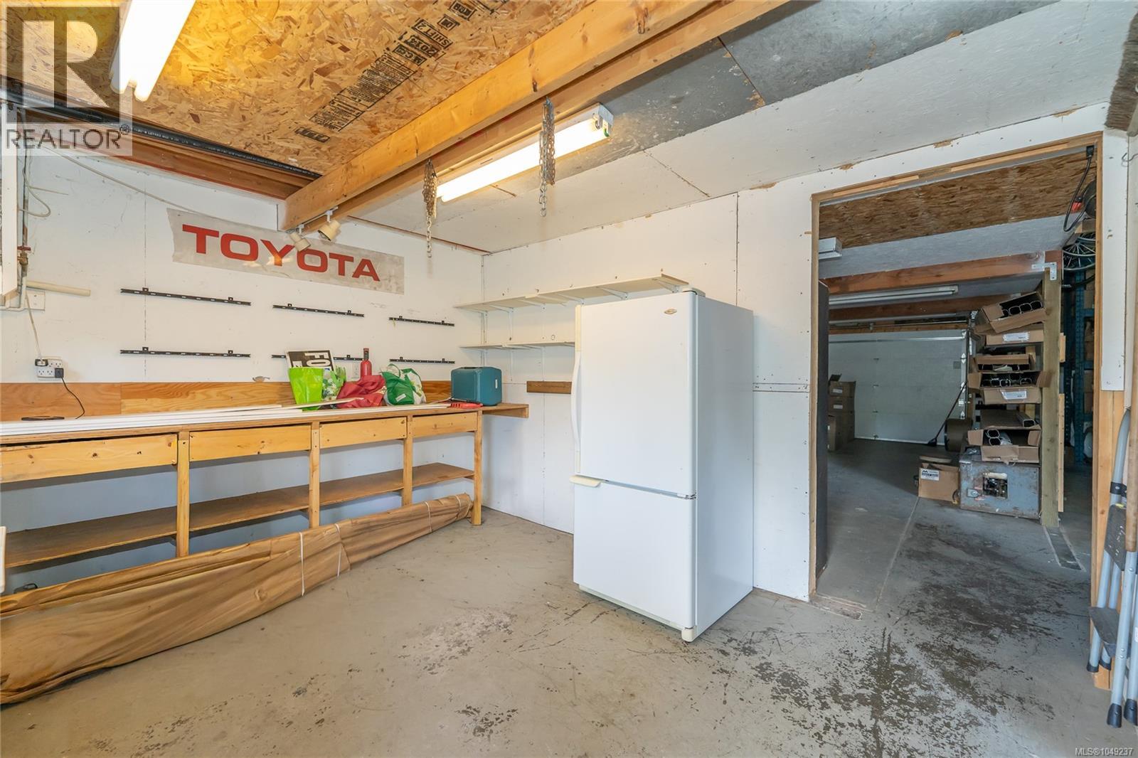 3341 Boyles Rd, Cobble Hill - Image 1
