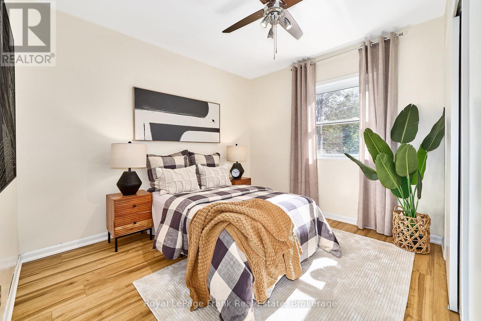 435 WOODCREST AVENUE - 21