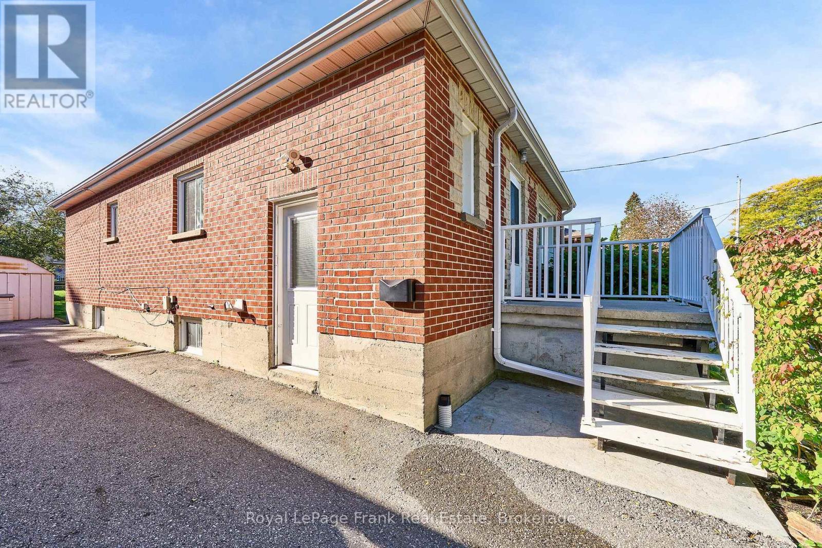 435 Woodcrest Avenue, Oshawa, ON photo 7