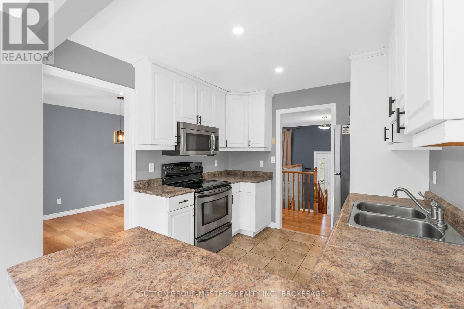863 PEMBRIDGE CRESCENT - 13