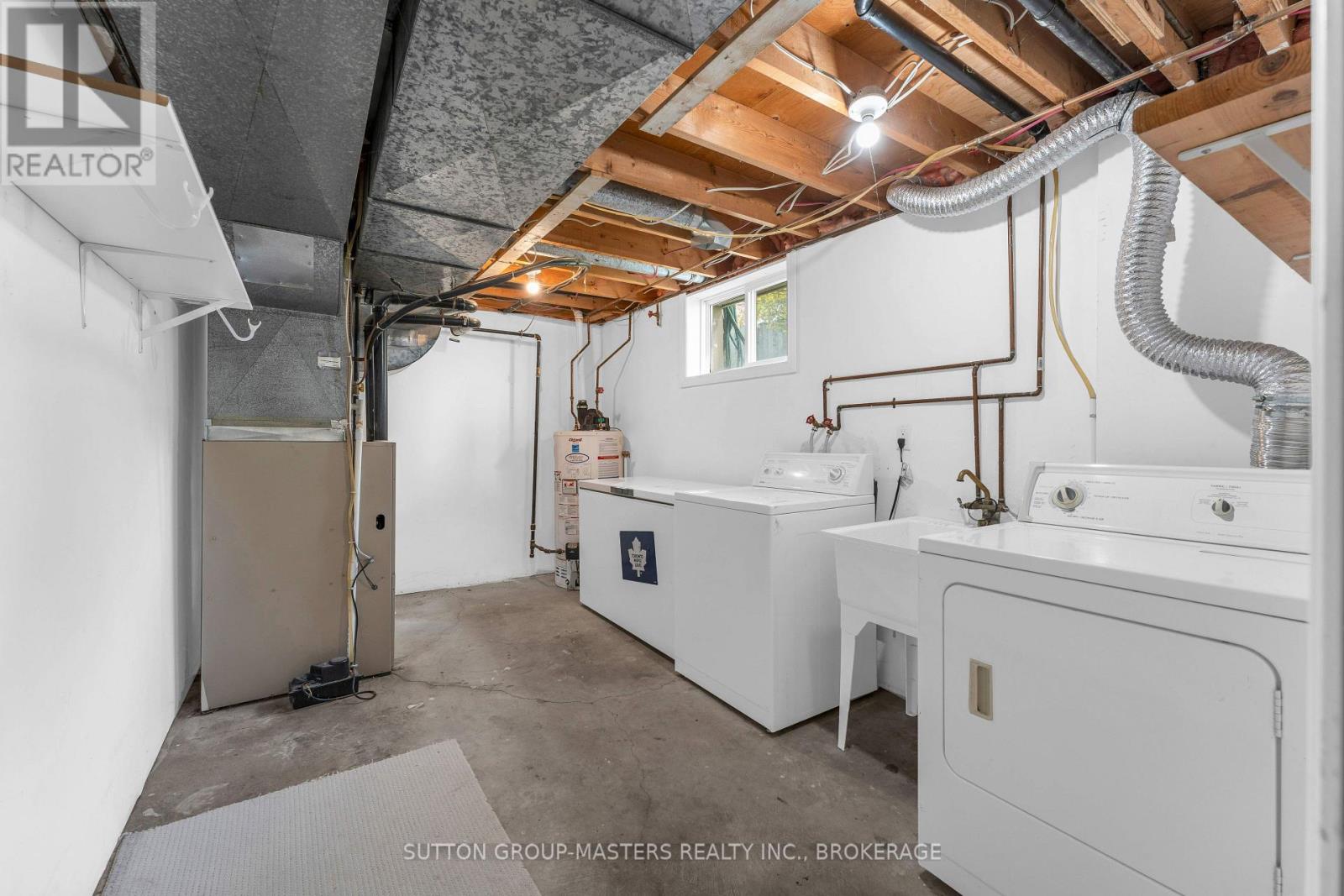 863 PEMBRIDGE CRESCENT - 36